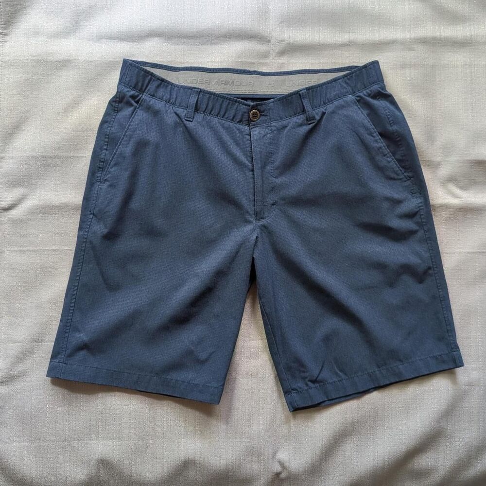 Under Armour Blue Performance HeatGear Shorts Mens size 38